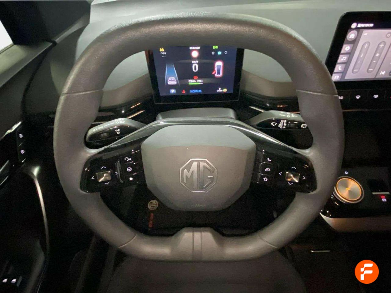 Foto MG MG4 18