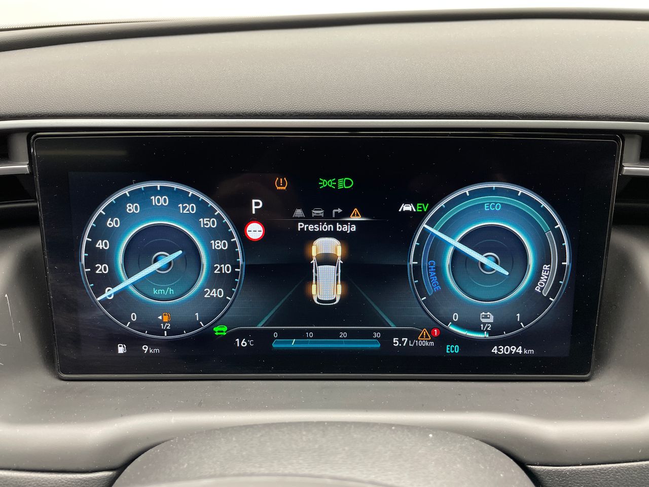 Foto Hyundai Tucson 16