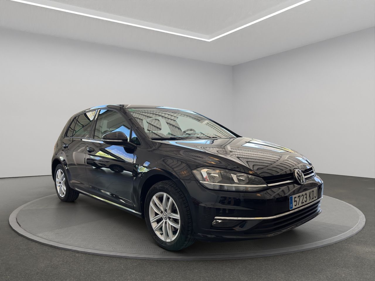 Foto Volkswagen Golf 8