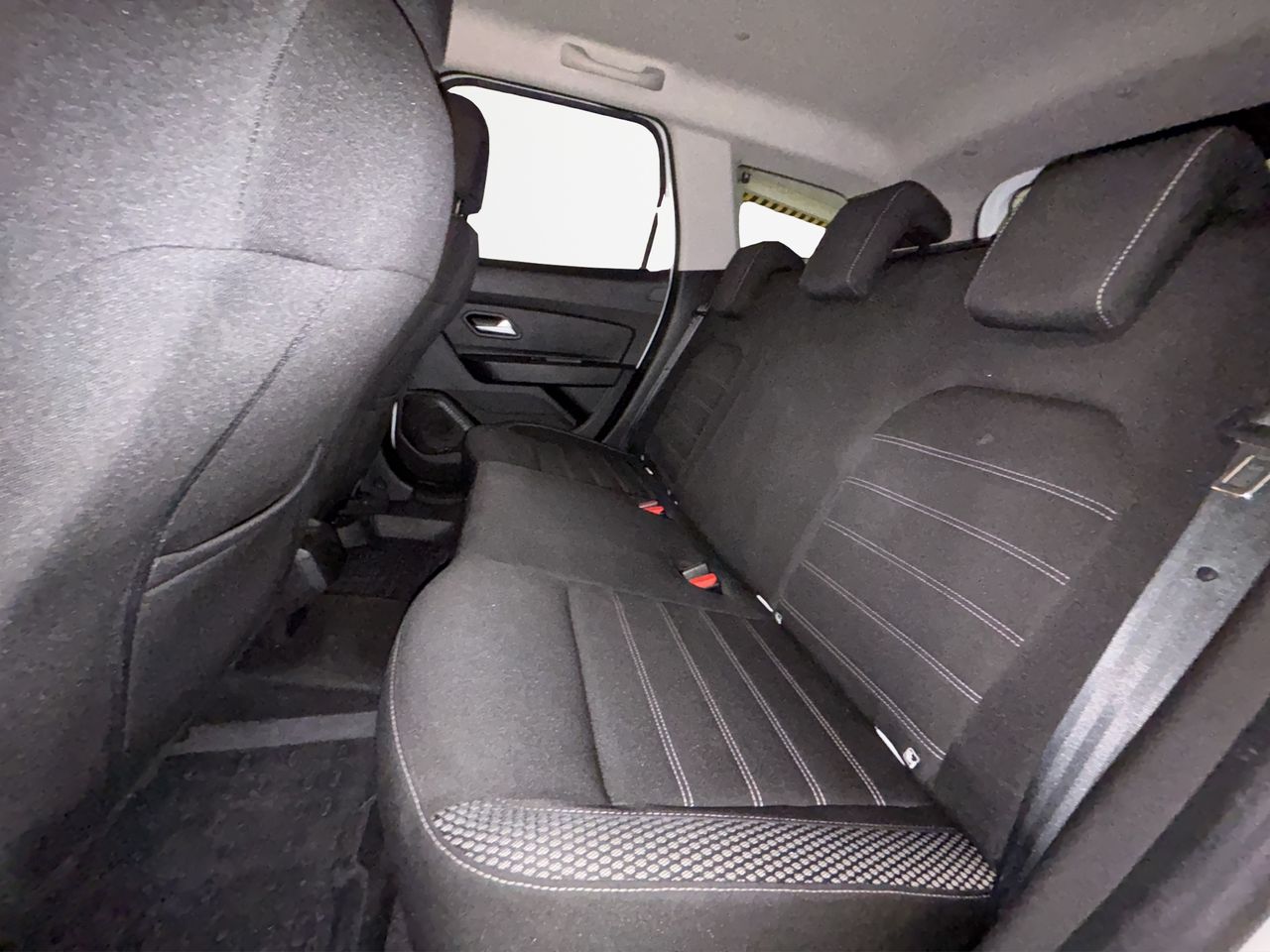 Foto Dacia Duster 11