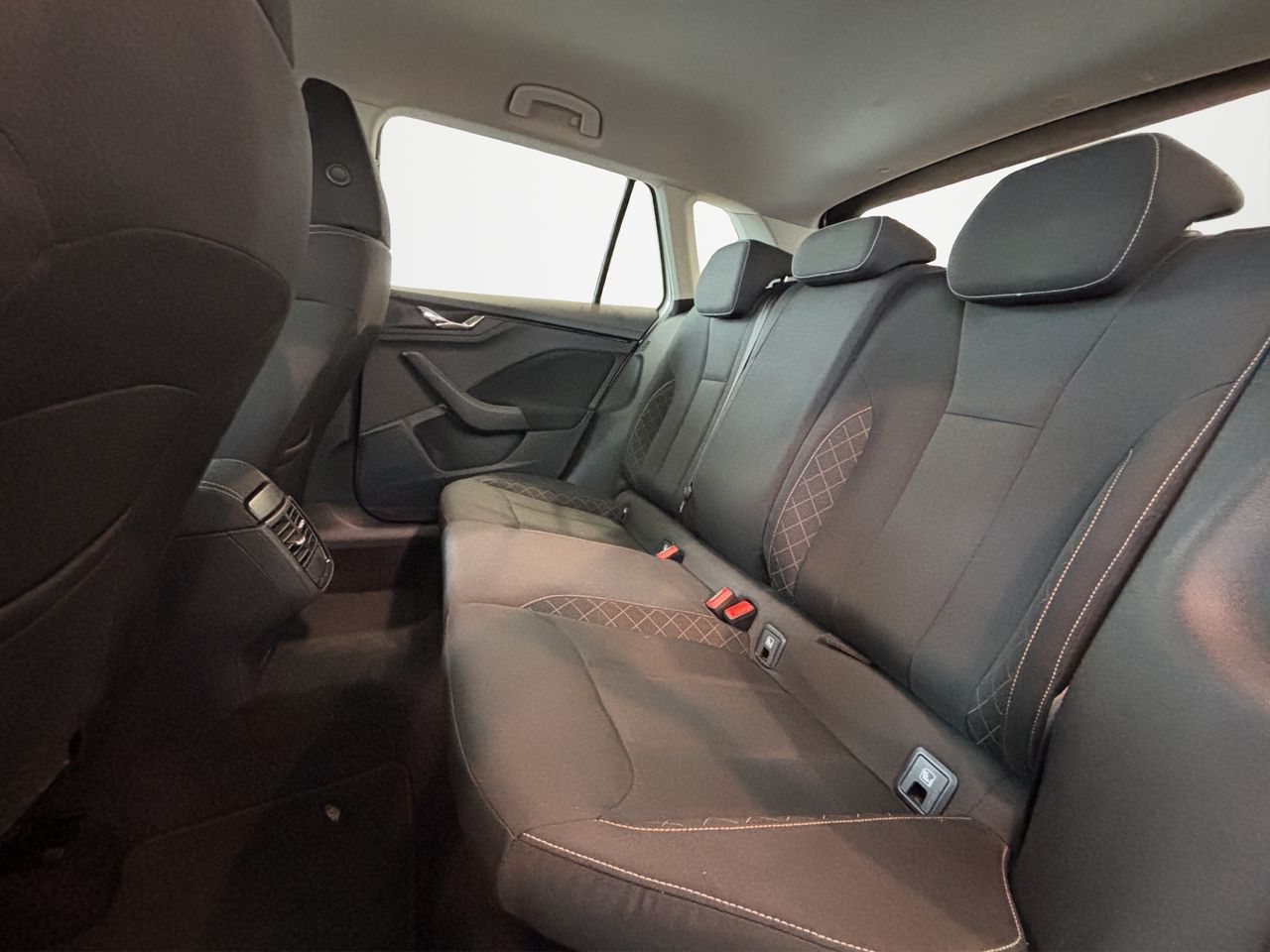 Foto Skoda Kamiq 11