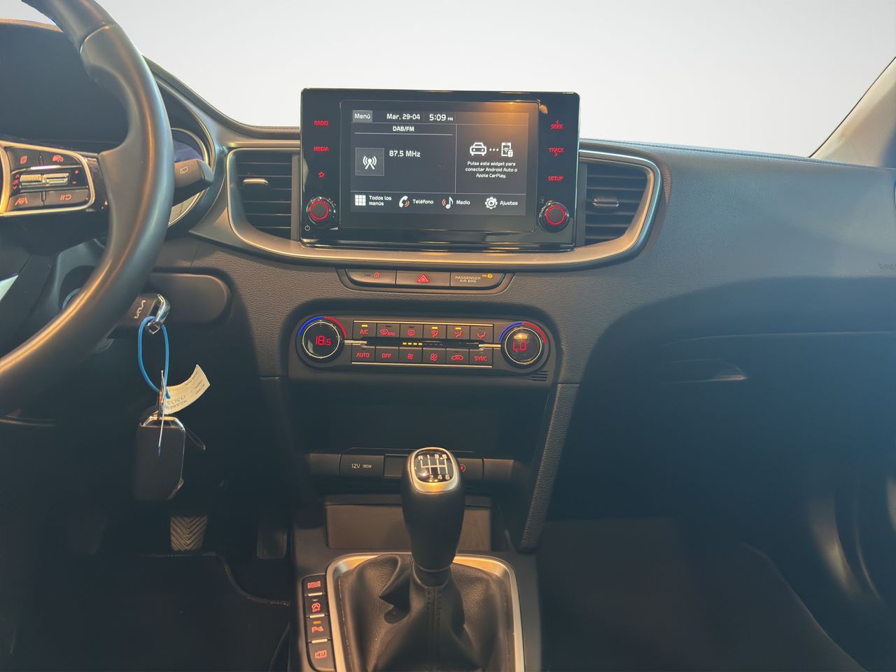 Foto Kia XCeed 13