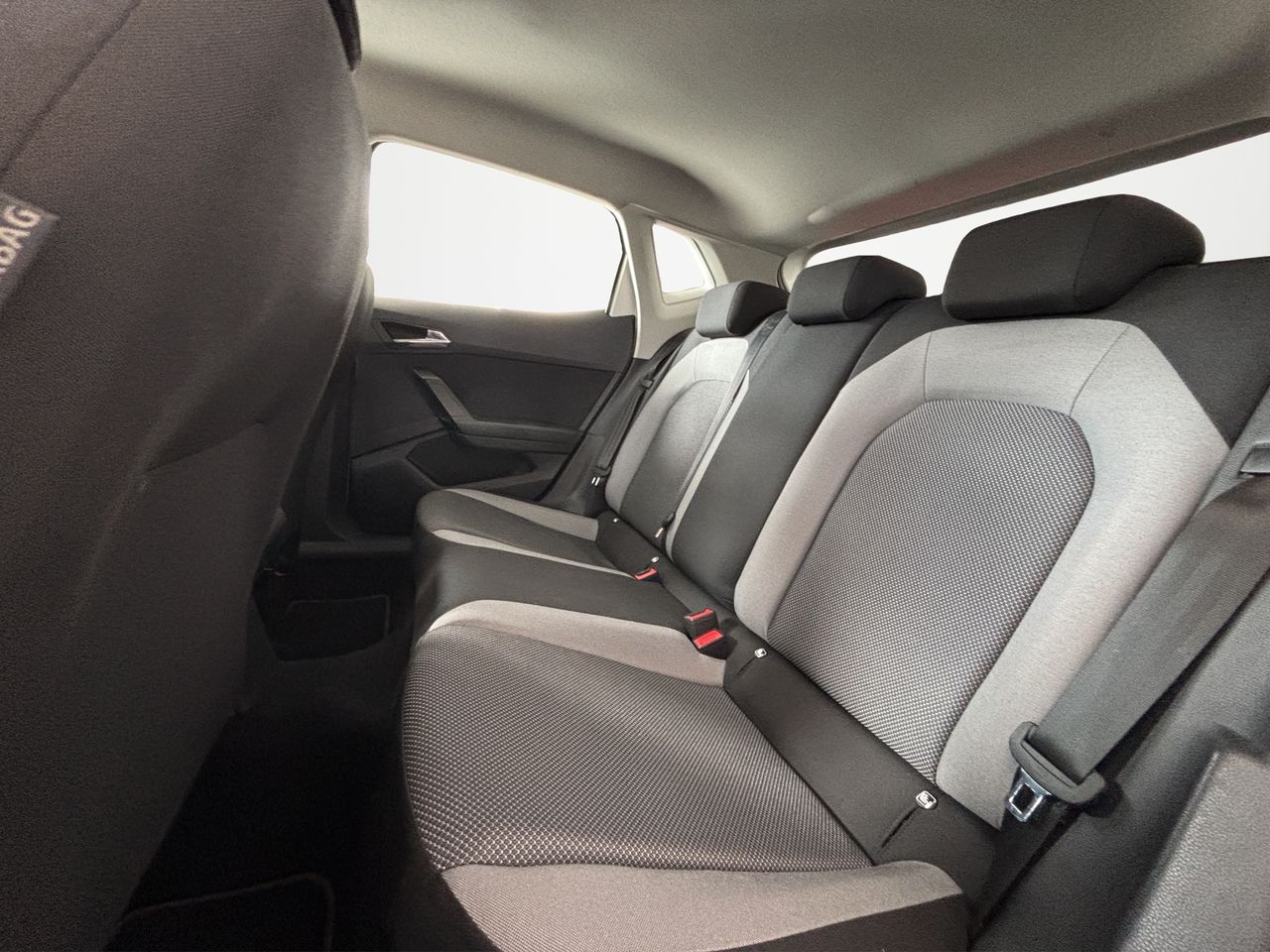 Foto Seat Ibiza 12
