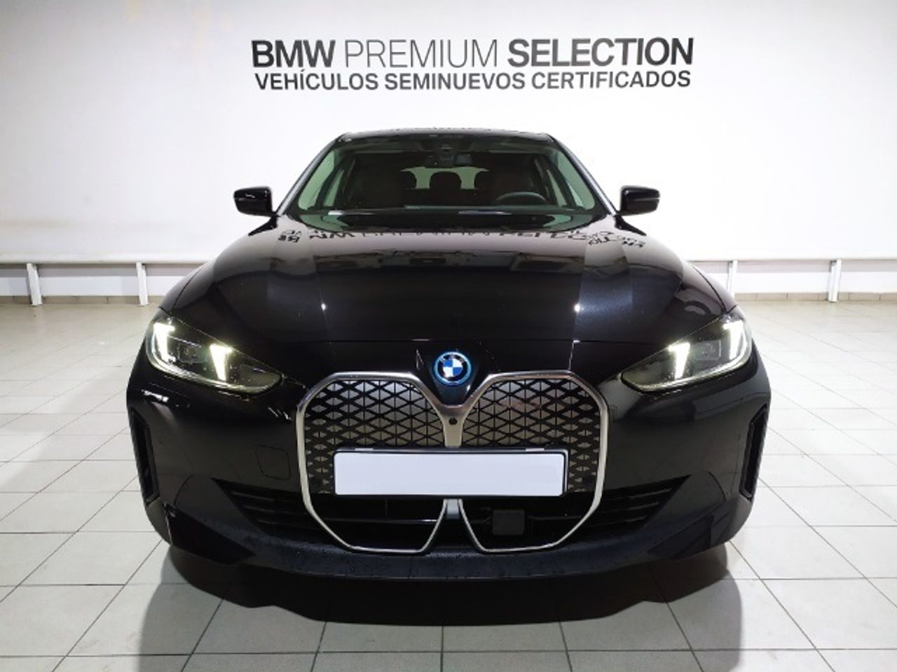 Foto BMW i4 2
