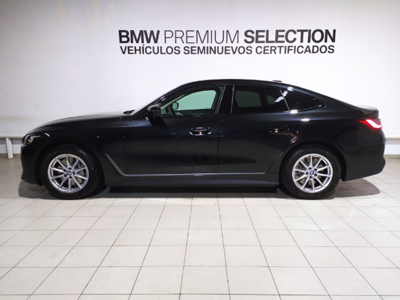 Foto BMW i4 3