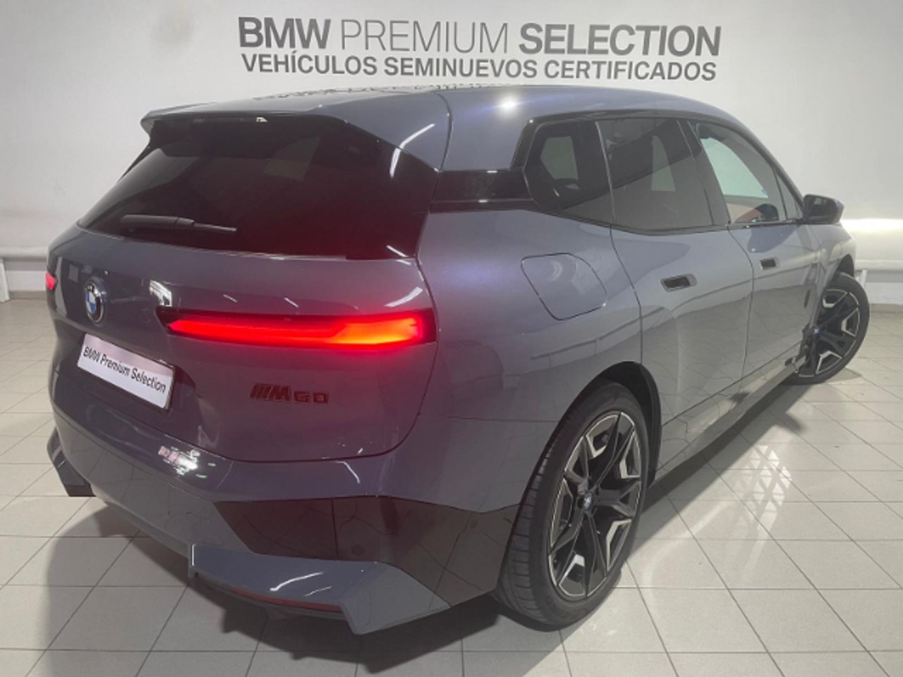 Foto BMW iX3 4