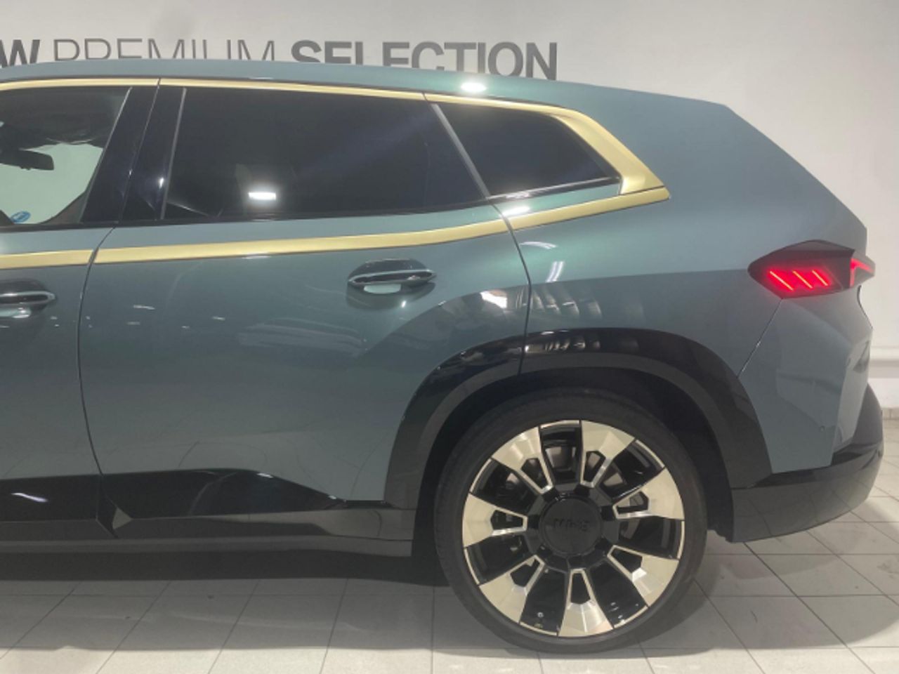 Foto BMW XM 15