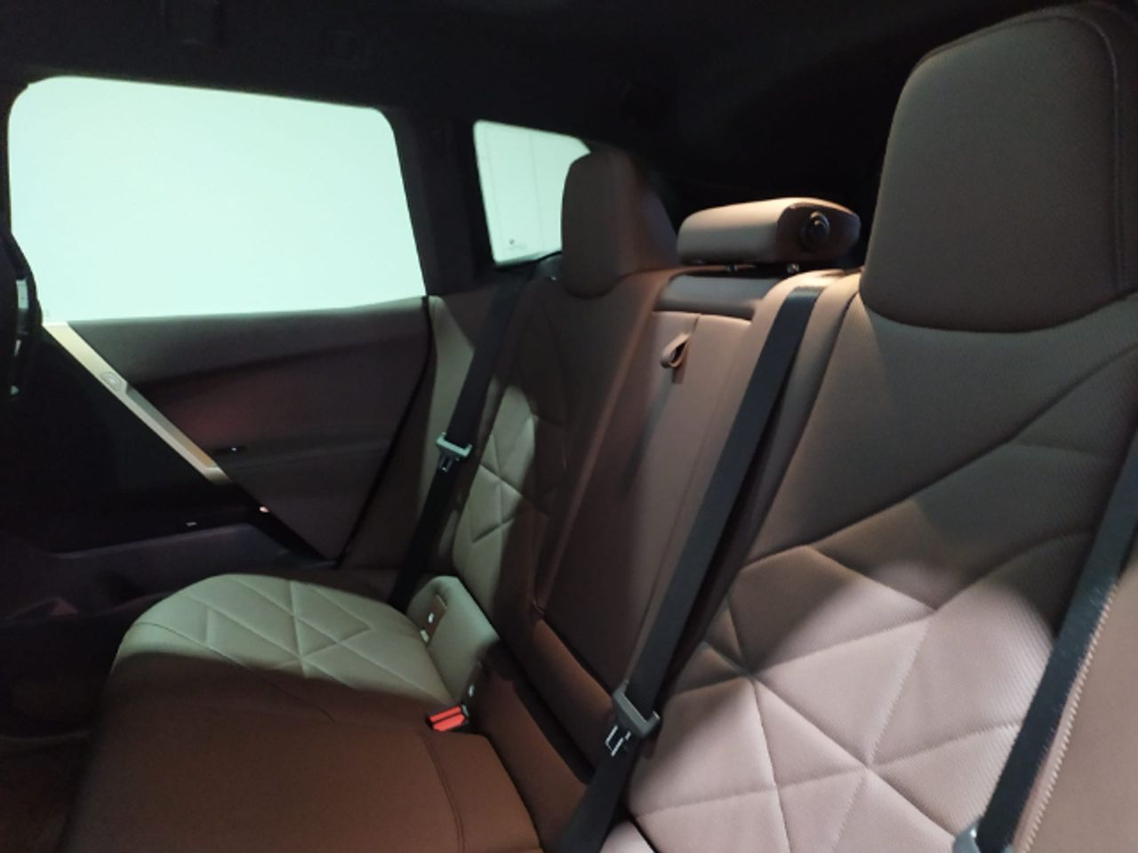 Foto BMW iX3 9
