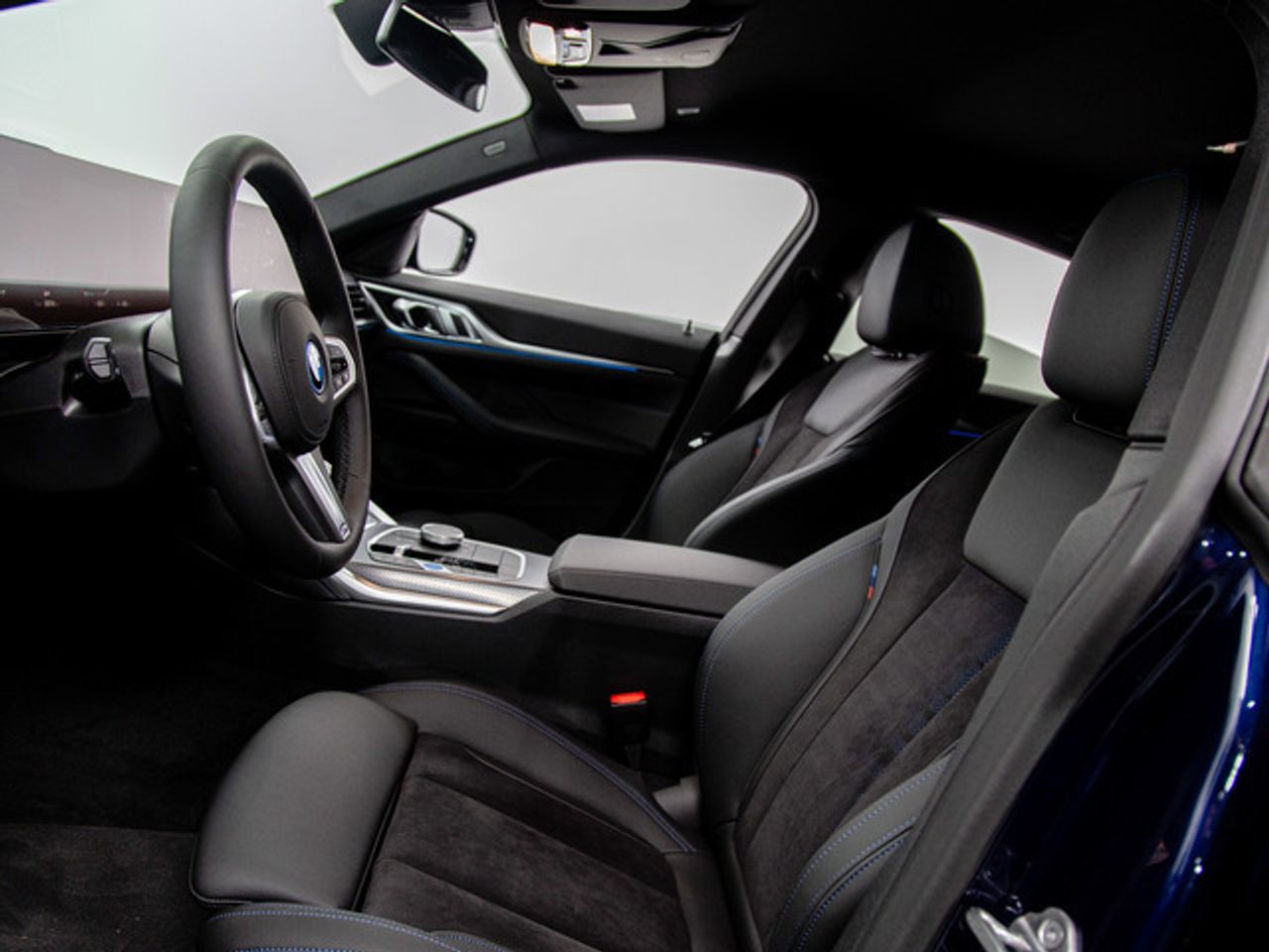 Foto BMW i4 14