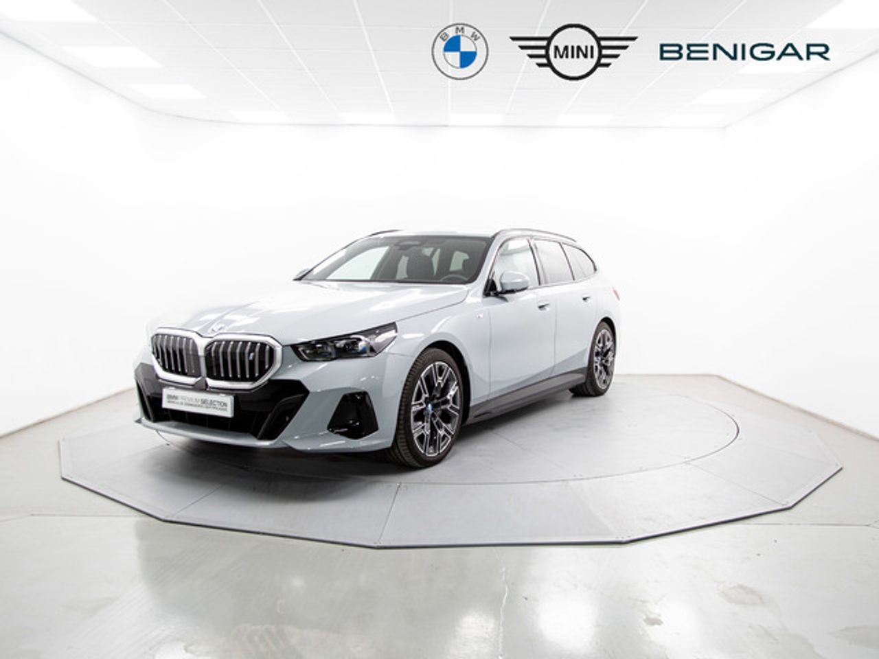Foto BMW i5 1