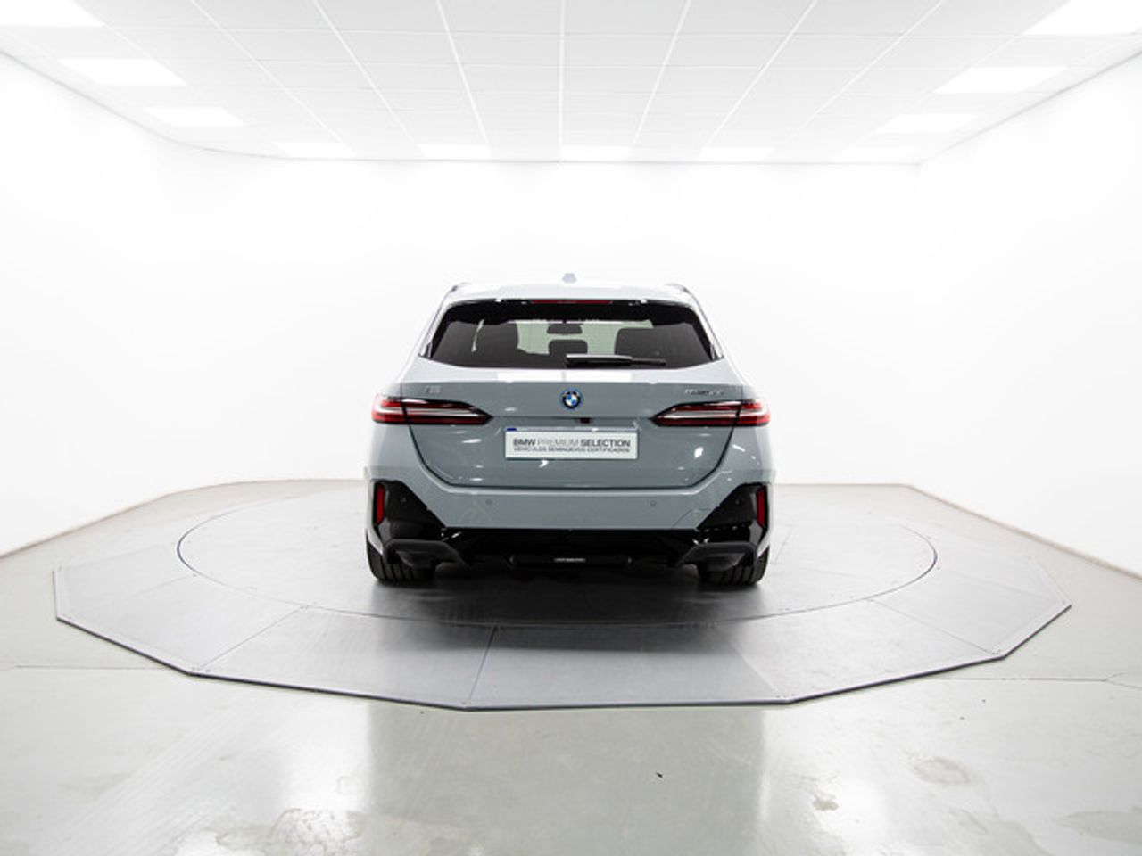 Foto BMW i5 5