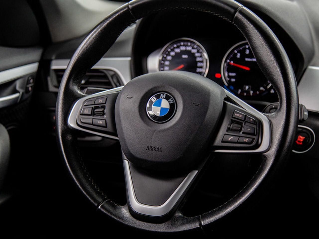Foto BMW X1 15