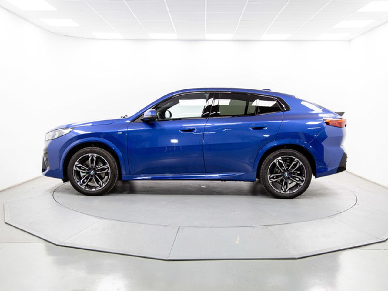Foto BMW X2 3