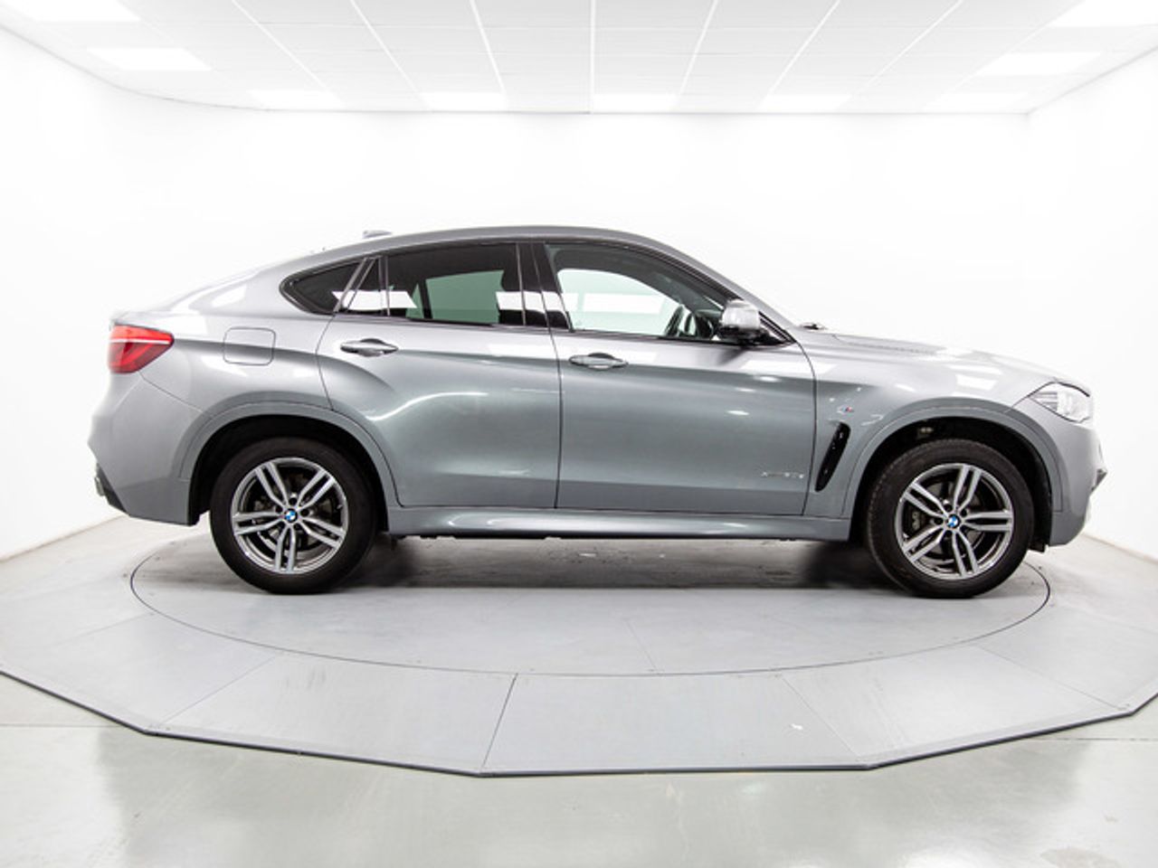 Foto BMW X6 12