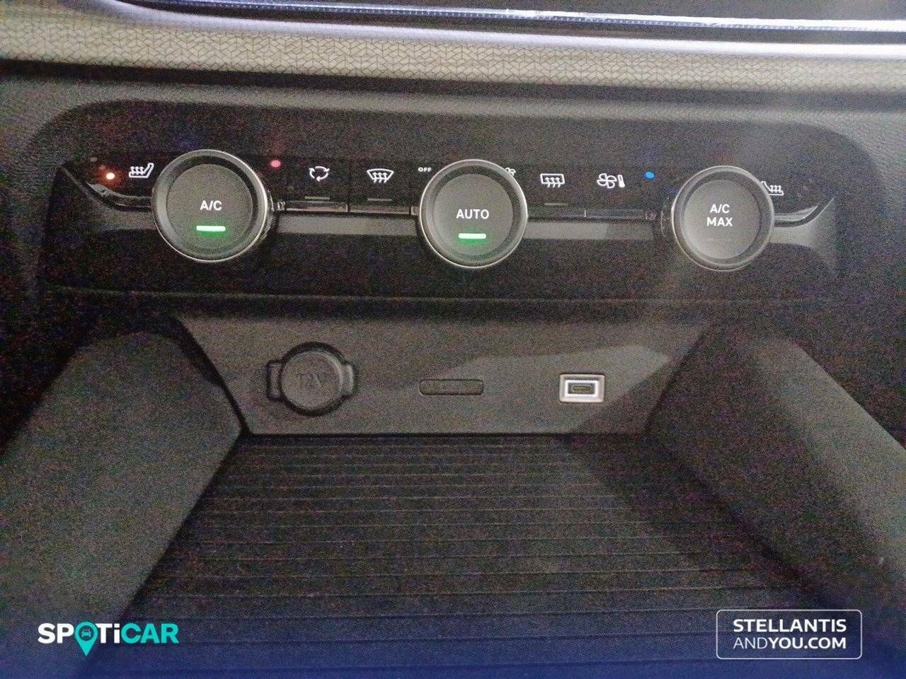 Foto Citroën C5 X 17