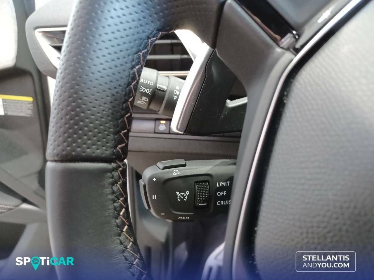 Foto Peugeot 3008 15