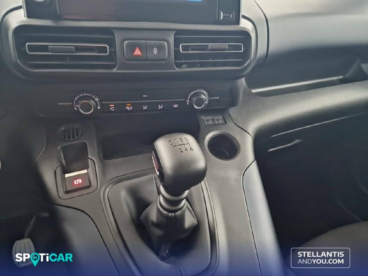 Foto Peugeot Rifter 18
