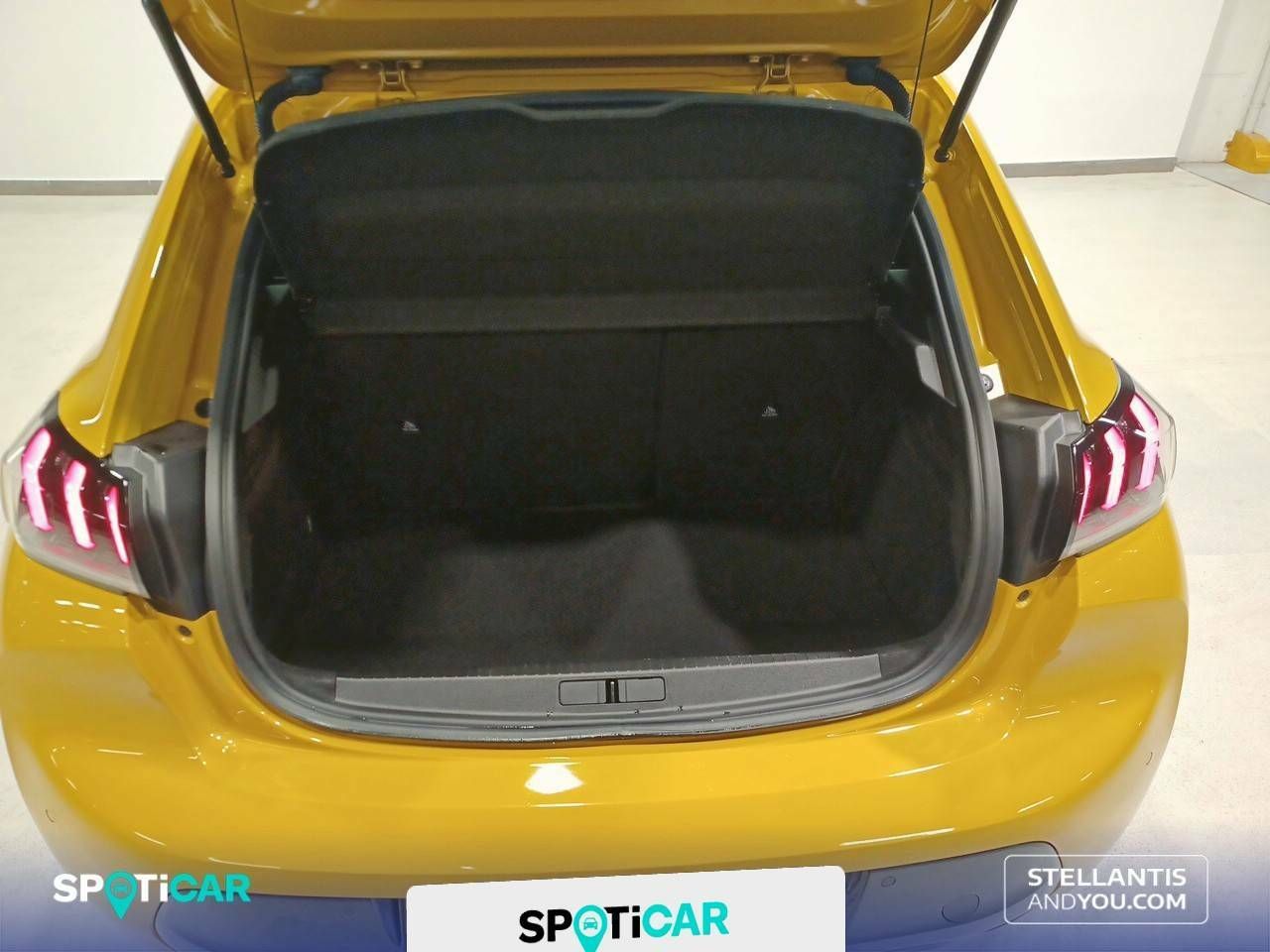 Foto Peugeot 208 6