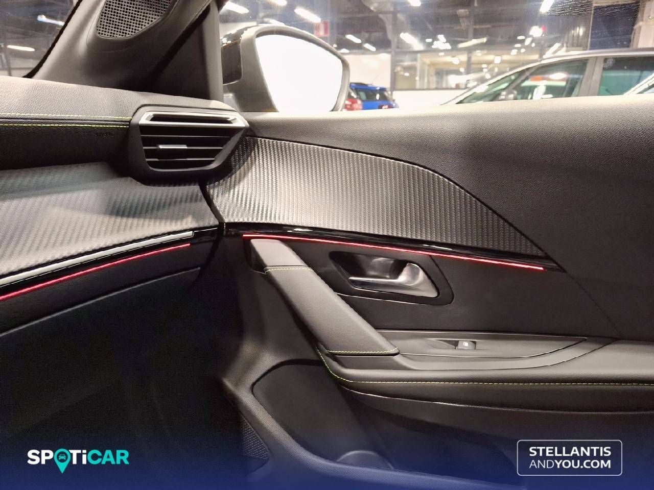 Foto Peugeot 208 24