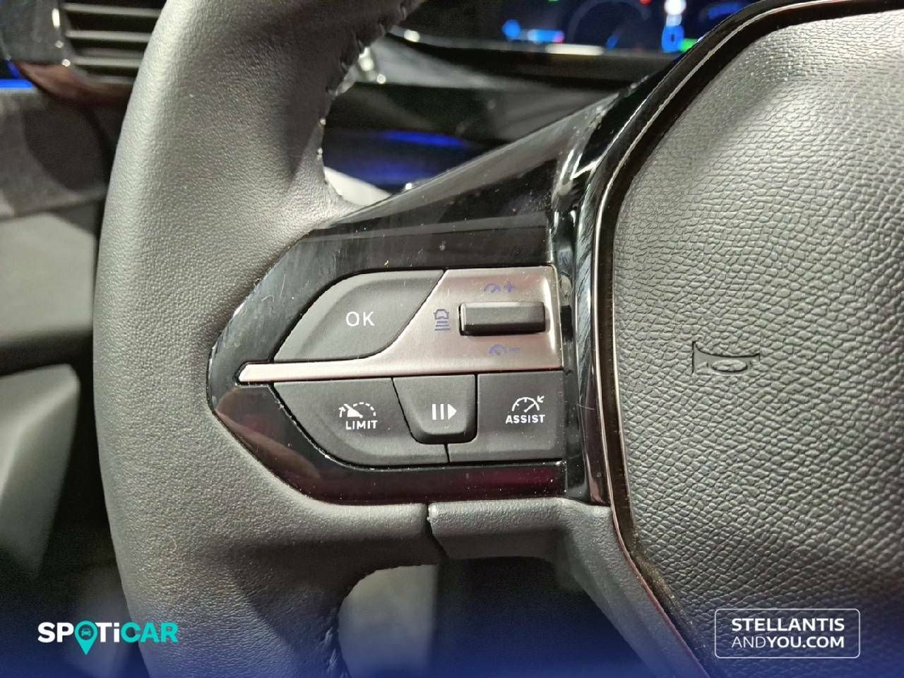 Foto Peugeot 408 13