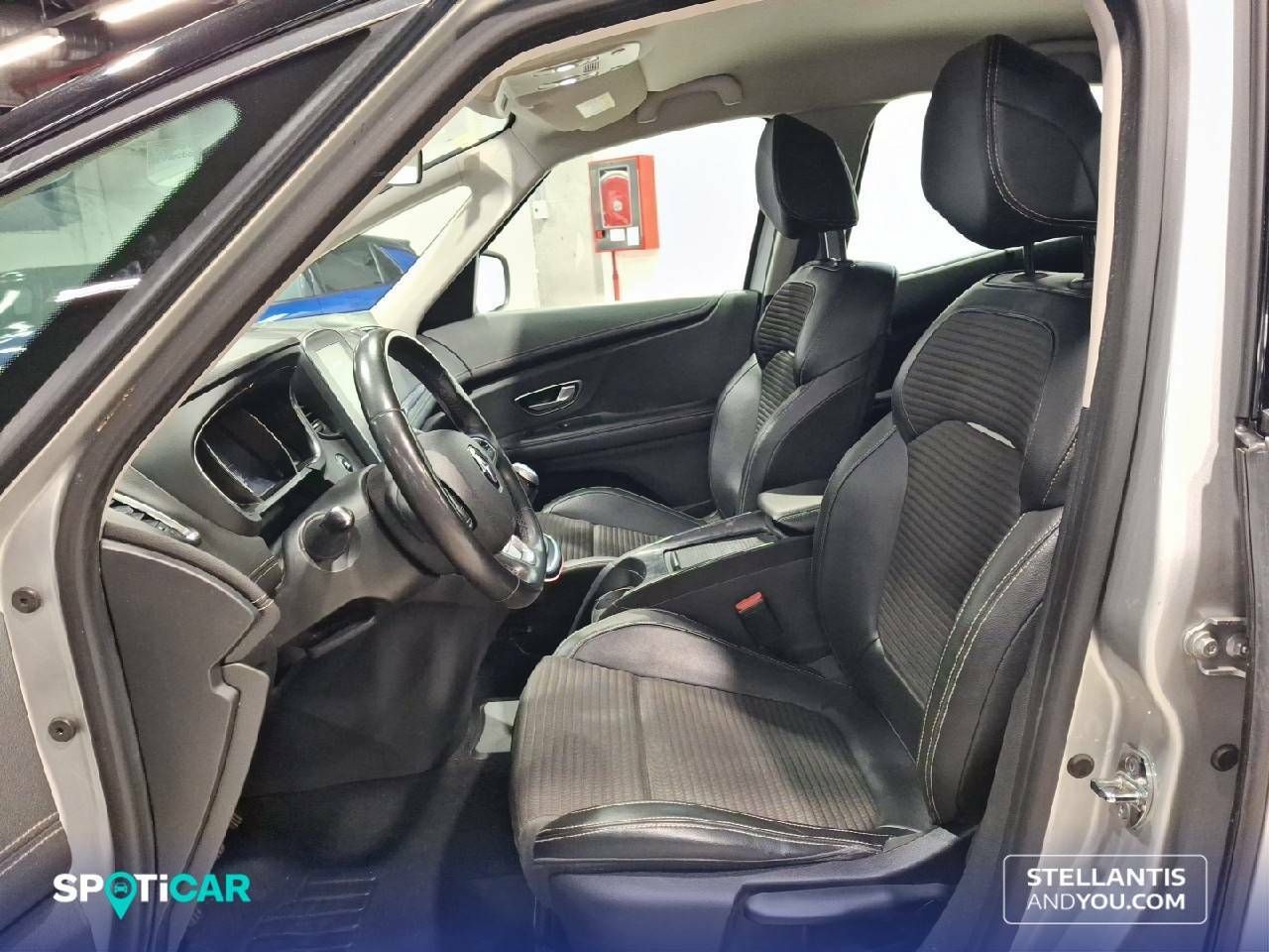 Foto Renault Scénic 9