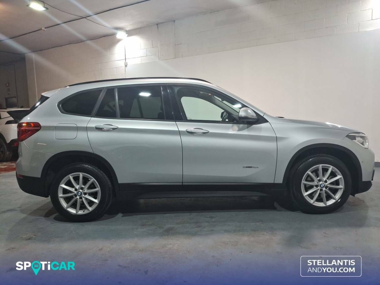 Foto BMW X1 4