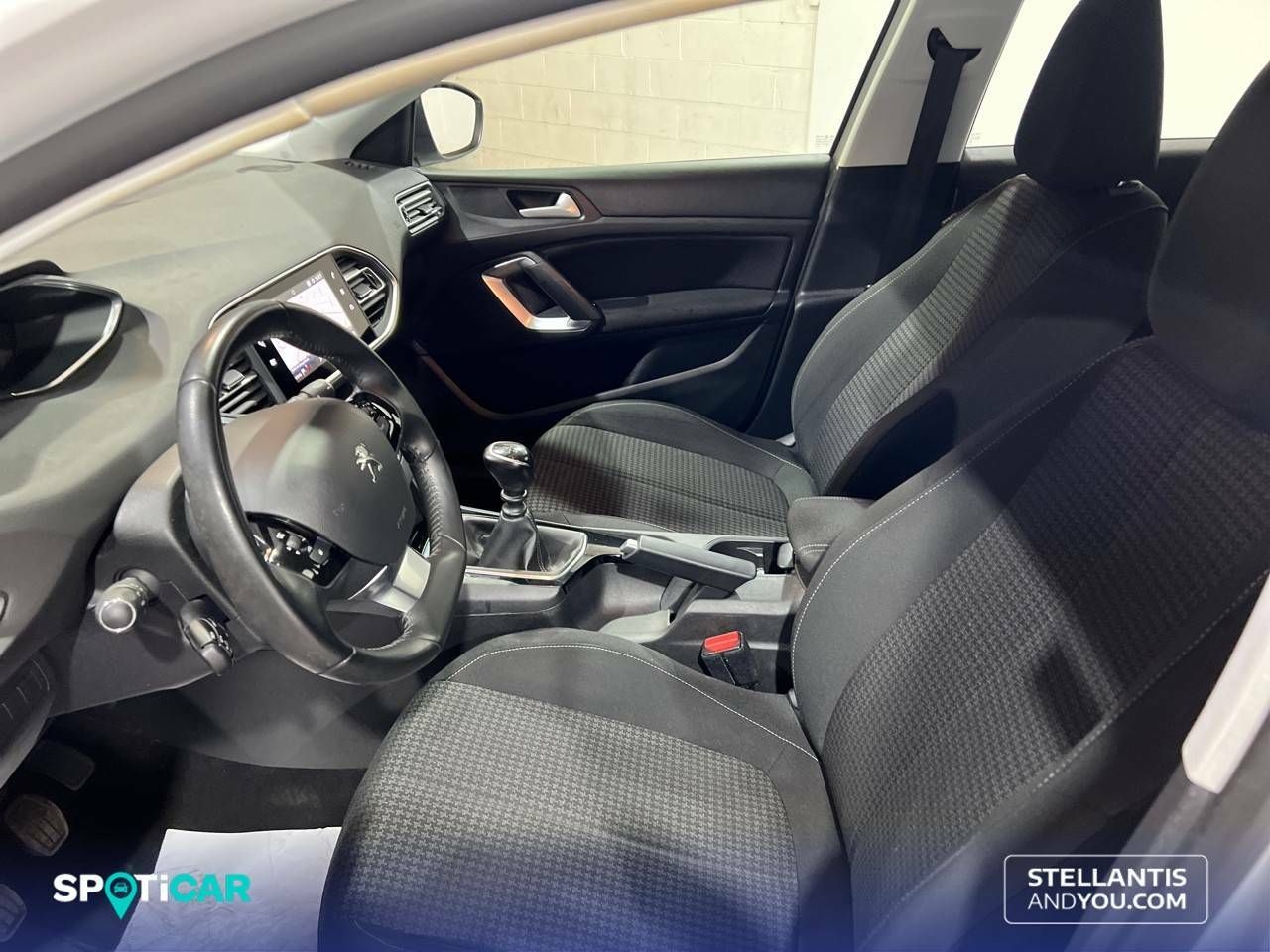 Foto Peugeot 308 9