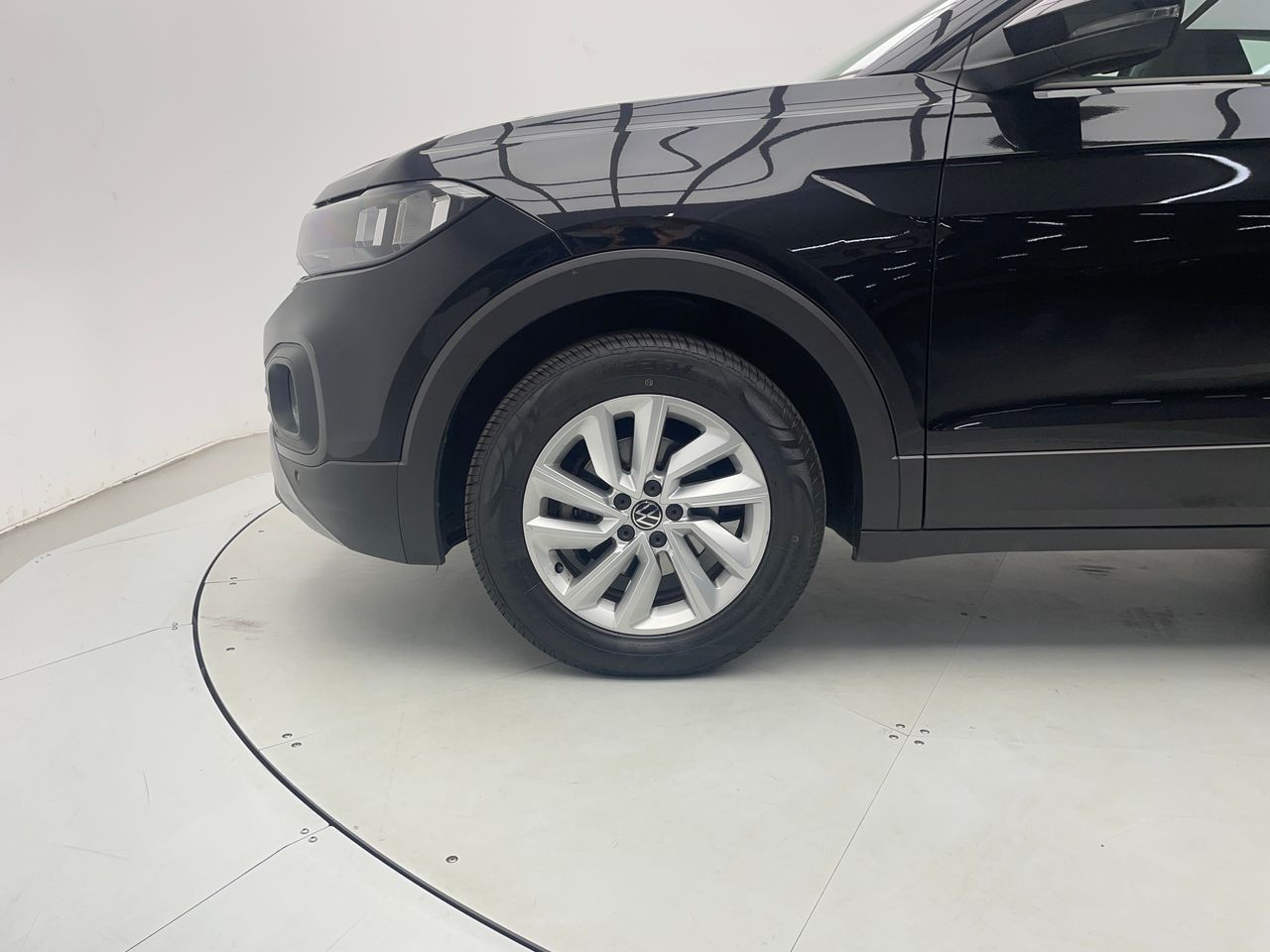 Foto Volkswagen T-Cross 9