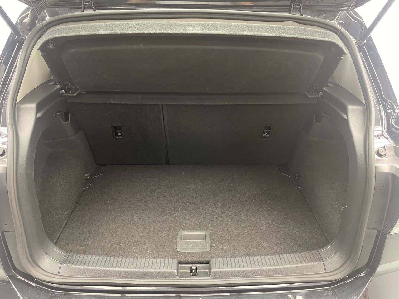 Foto Volkswagen T-Cross 10