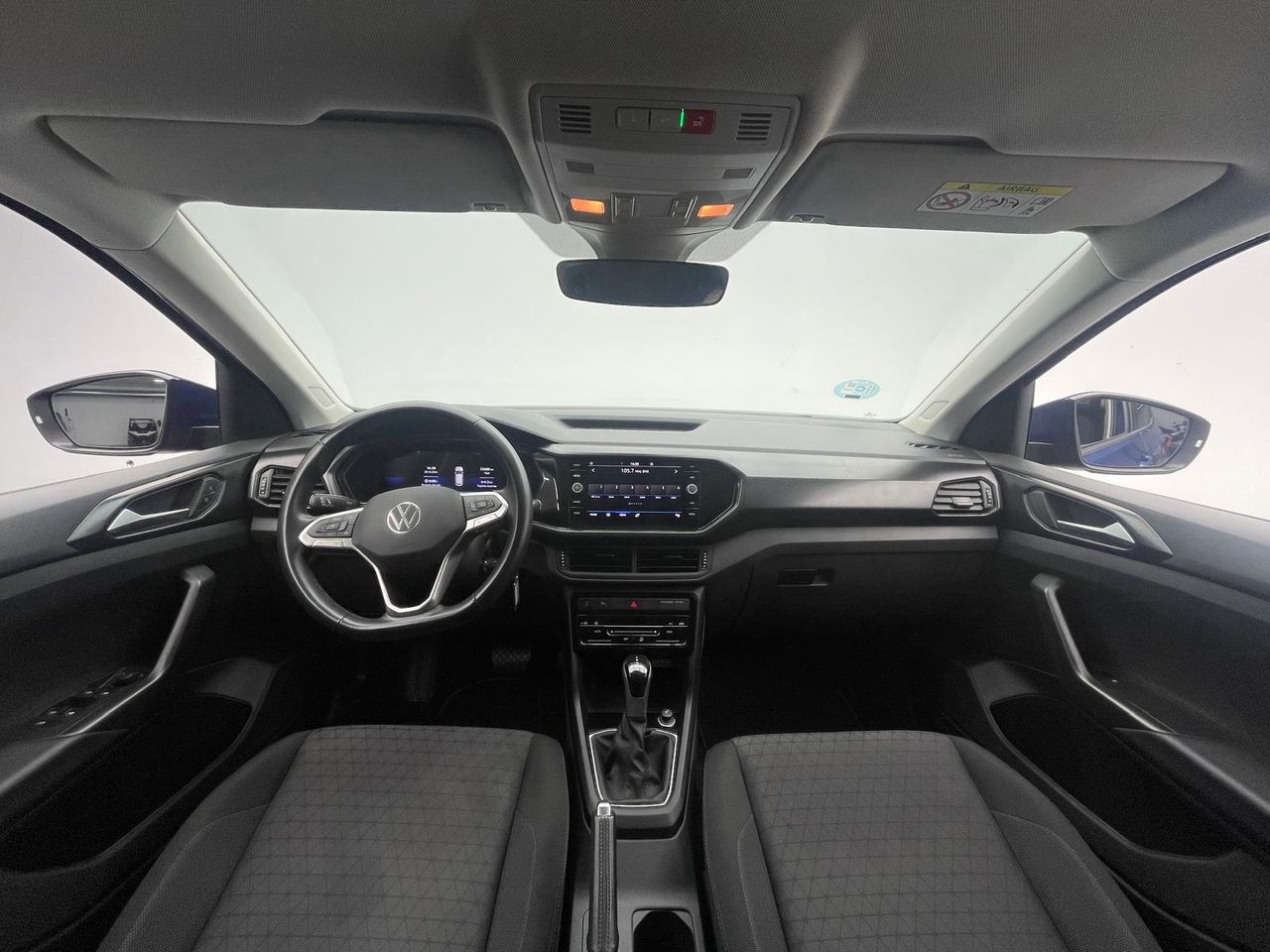 Foto Volkswagen T-Cross 13