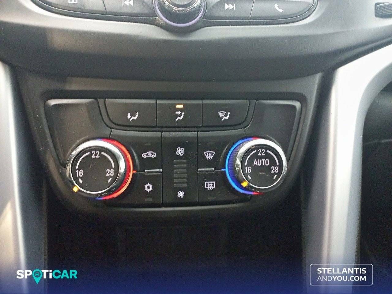 Foto Opel Zafira 23