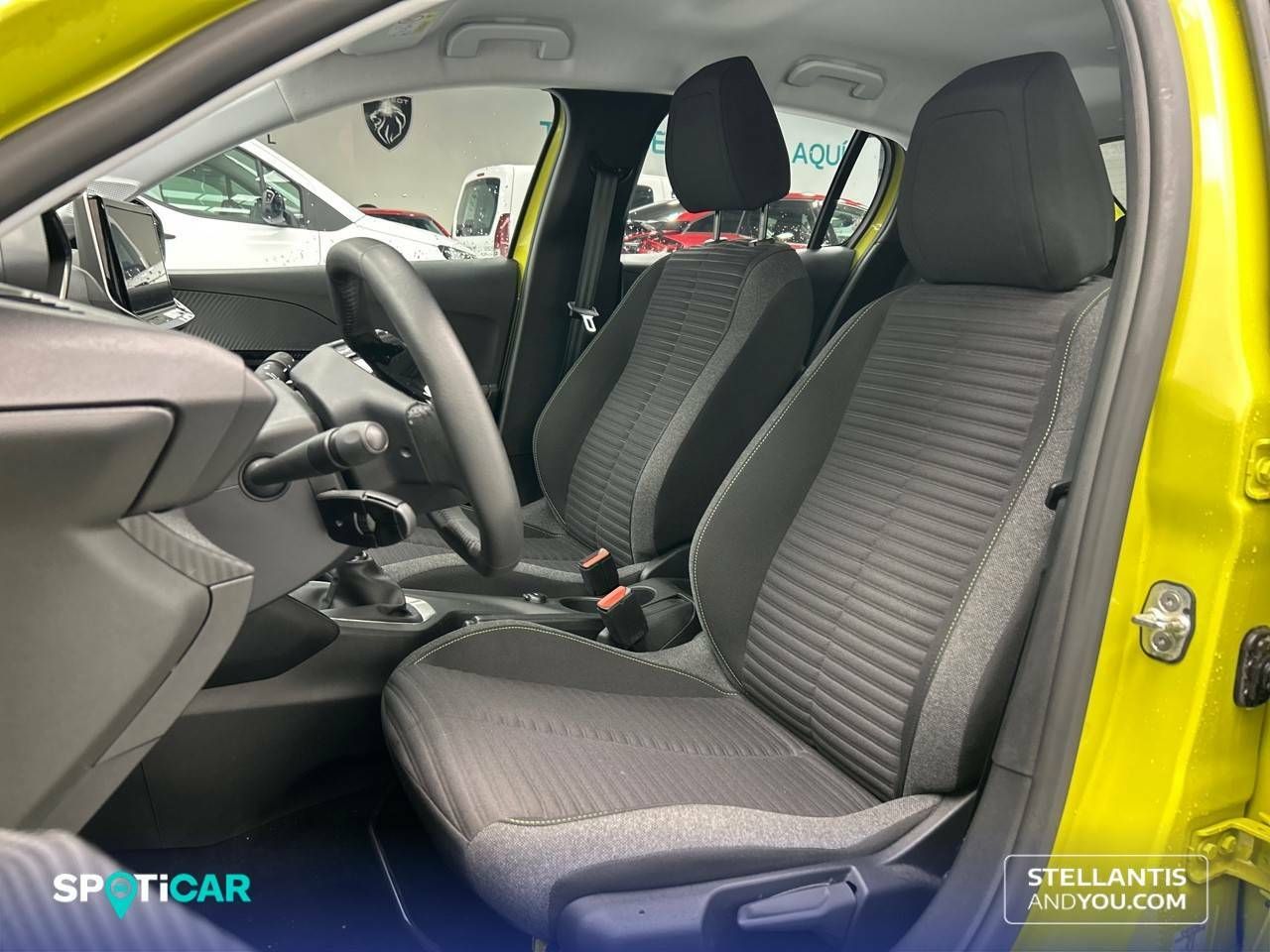 Foto Peugeot 208 9