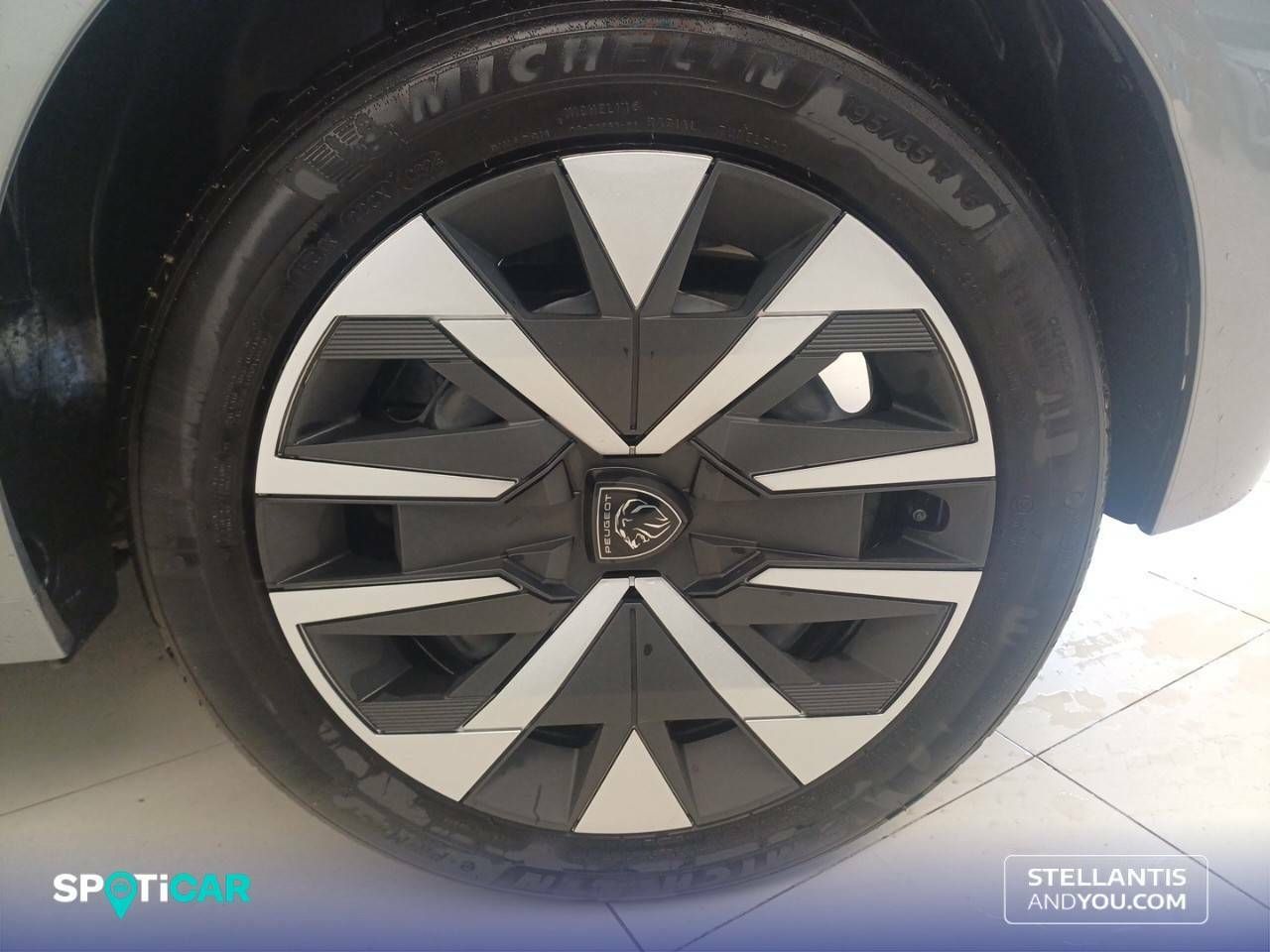 Foto Peugeot 208 22