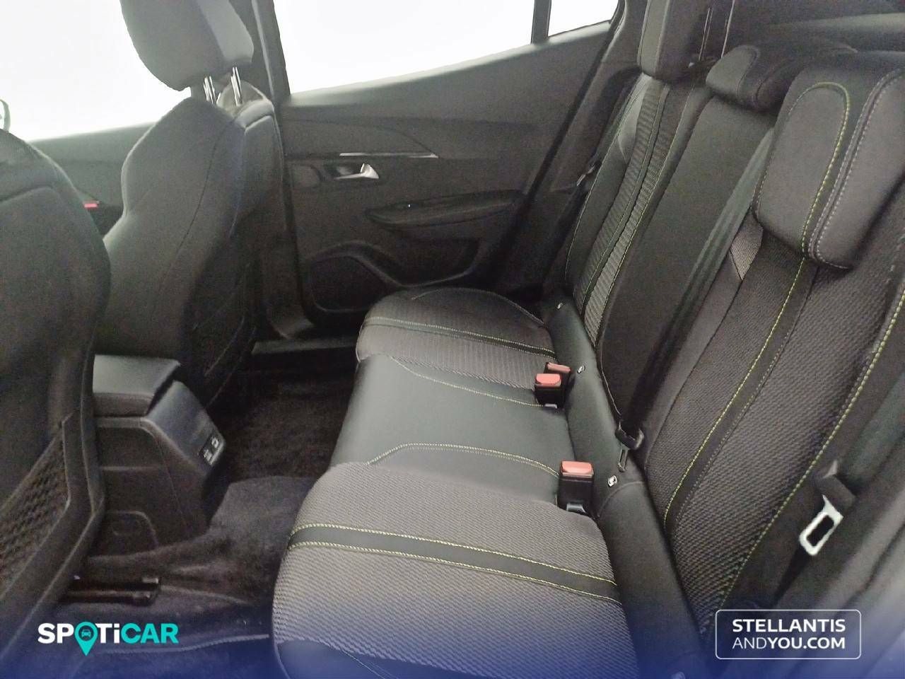 Foto Peugeot 2008 10