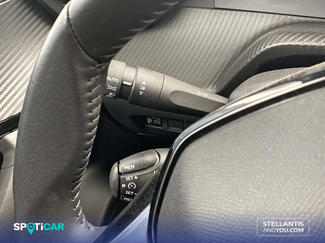Foto Peugeot 2008 15