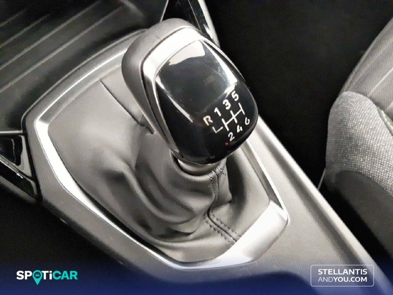 Foto Peugeot 2008 24
