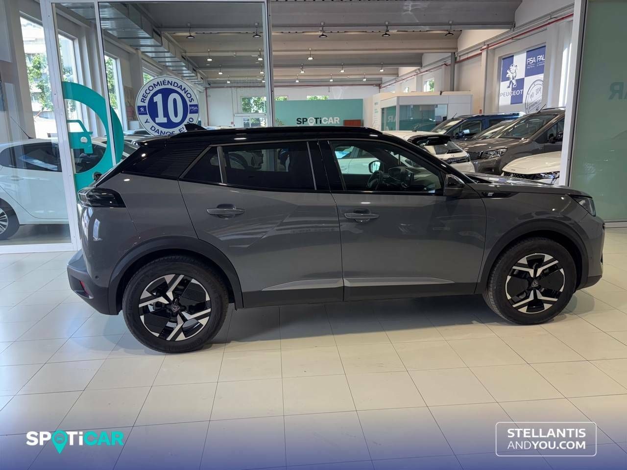 Foto Peugeot 2008 4