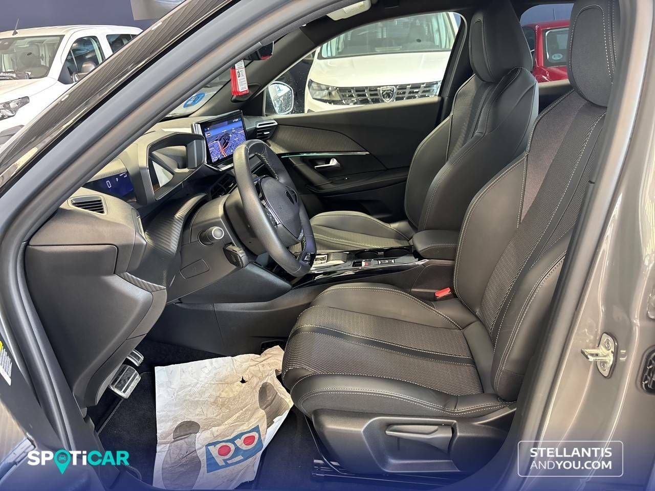 Foto Peugeot 2008 9