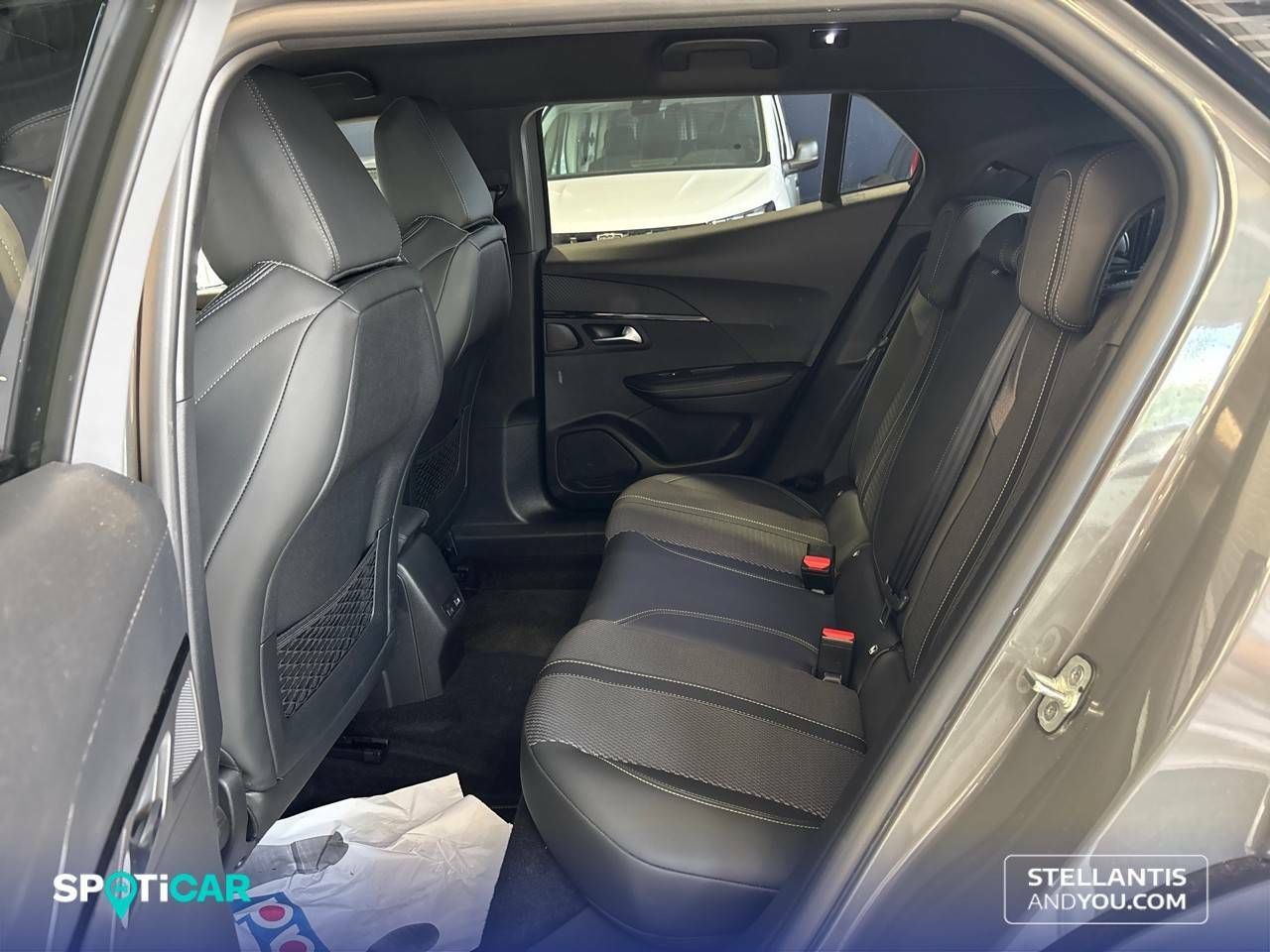 Foto Peugeot 2008 10