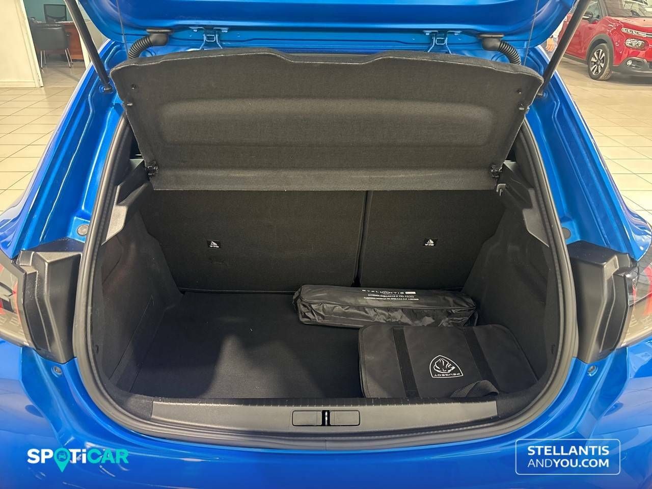 Foto Peugeot 208 6