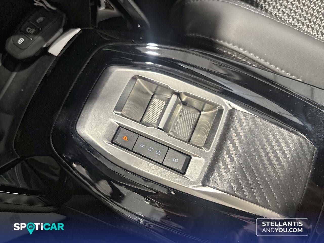 Foto Peugeot 208 22