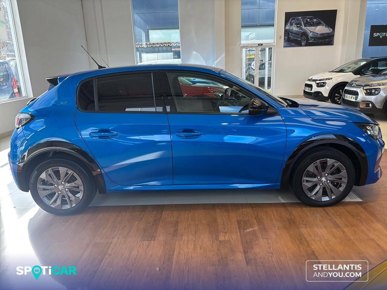 Foto Peugeot 208 4