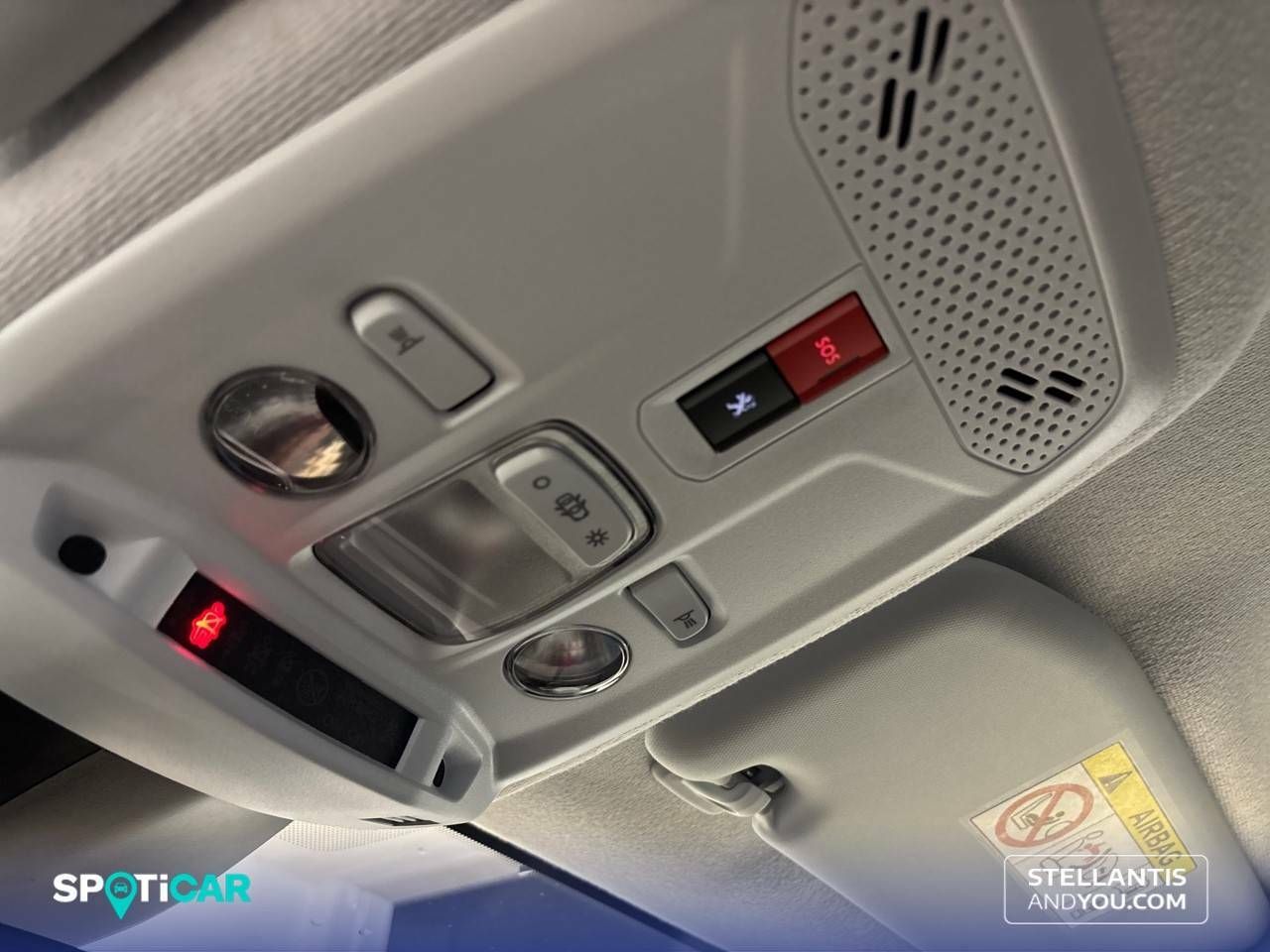 Foto Peugeot 208 23