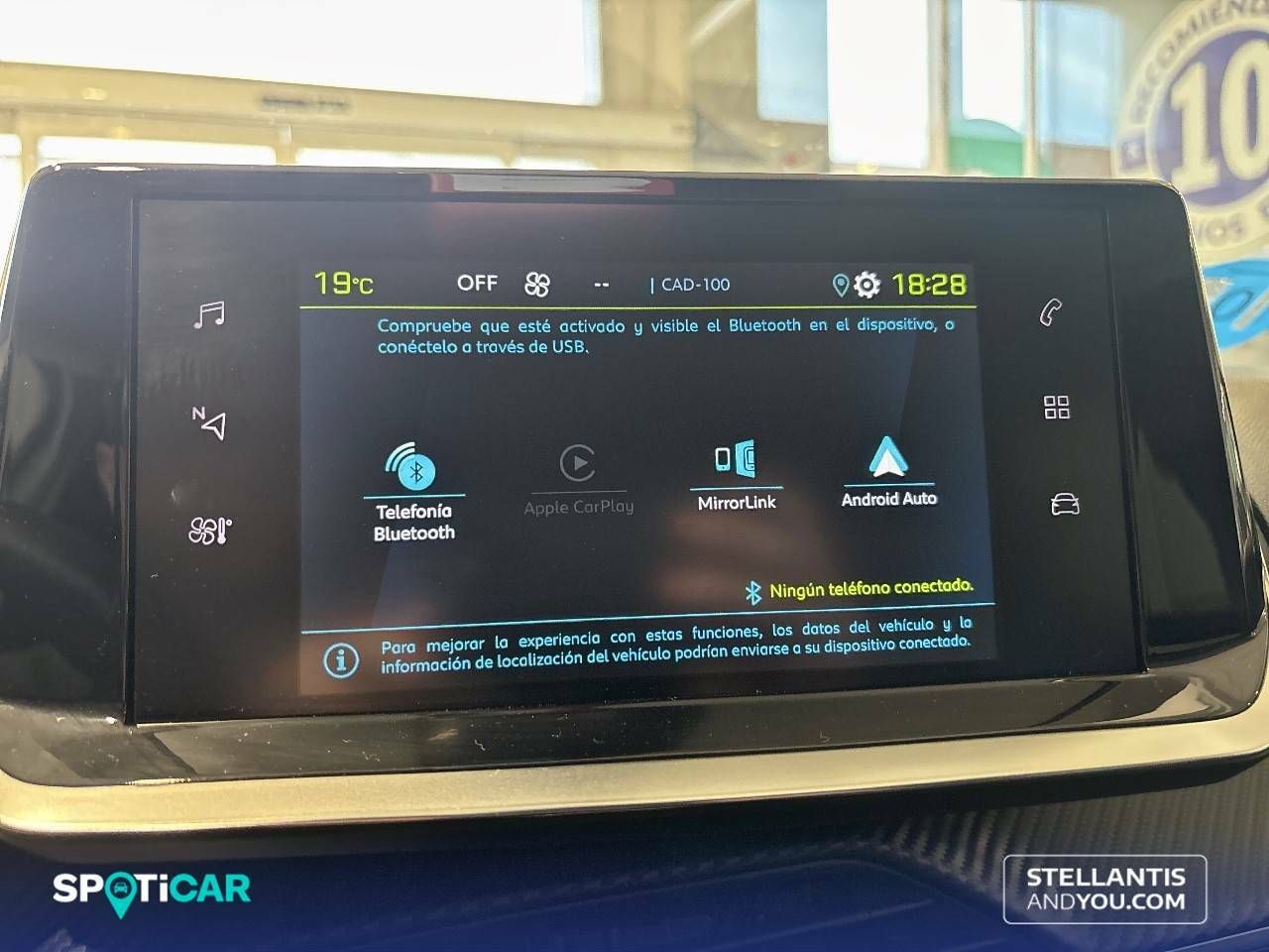 Foto Peugeot 208 17