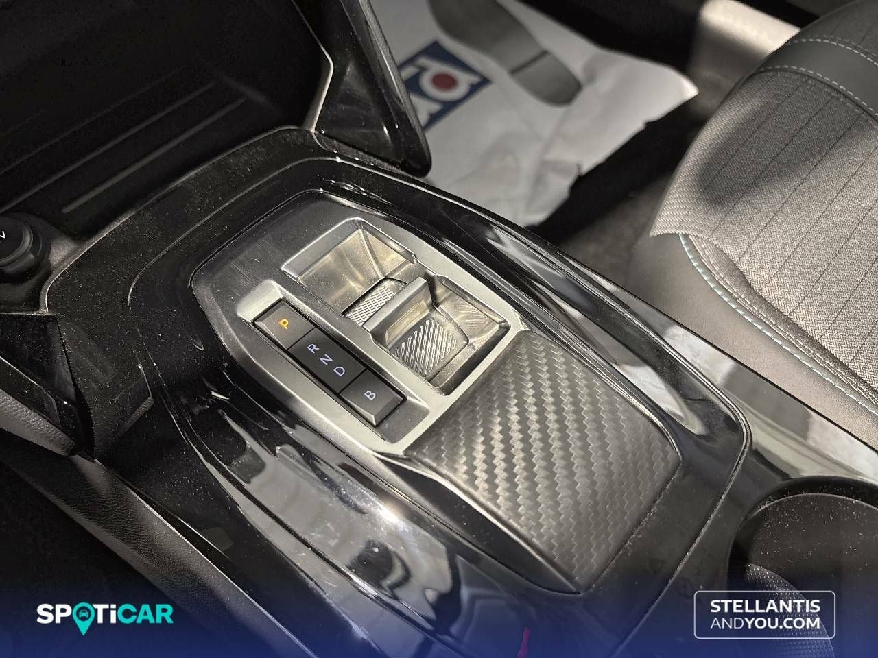 Foto Peugeot 208 20