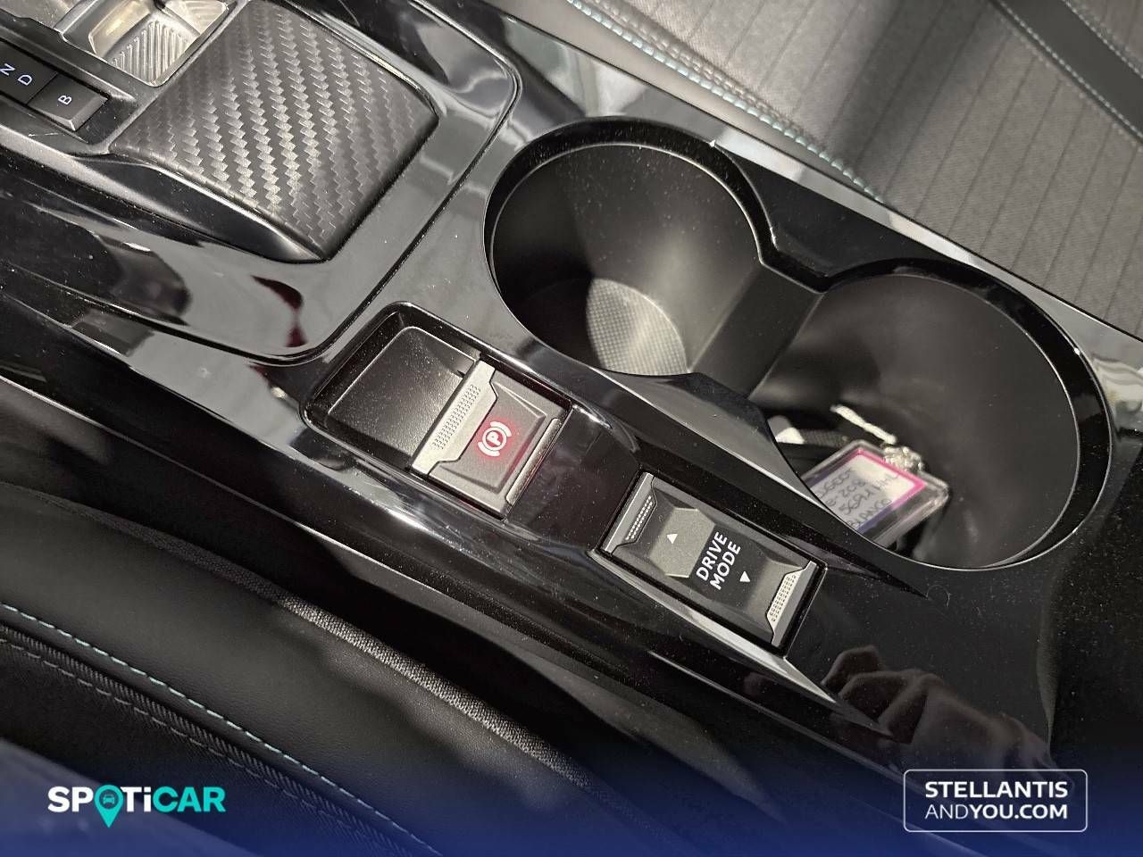 Foto Peugeot 208 21