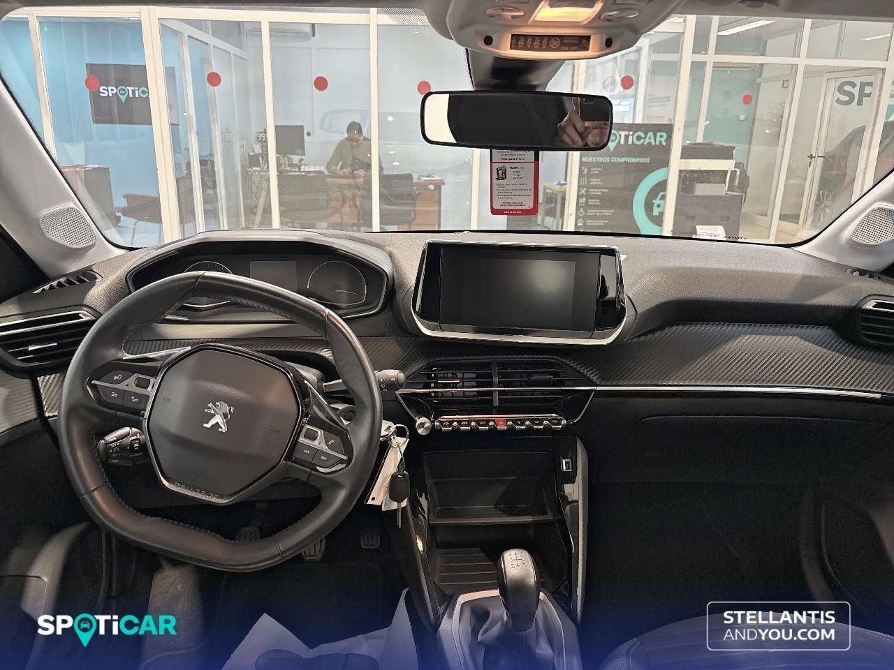 Foto Peugeot 208 8