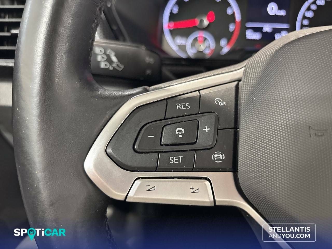 Foto Volkswagen T-Cross 22