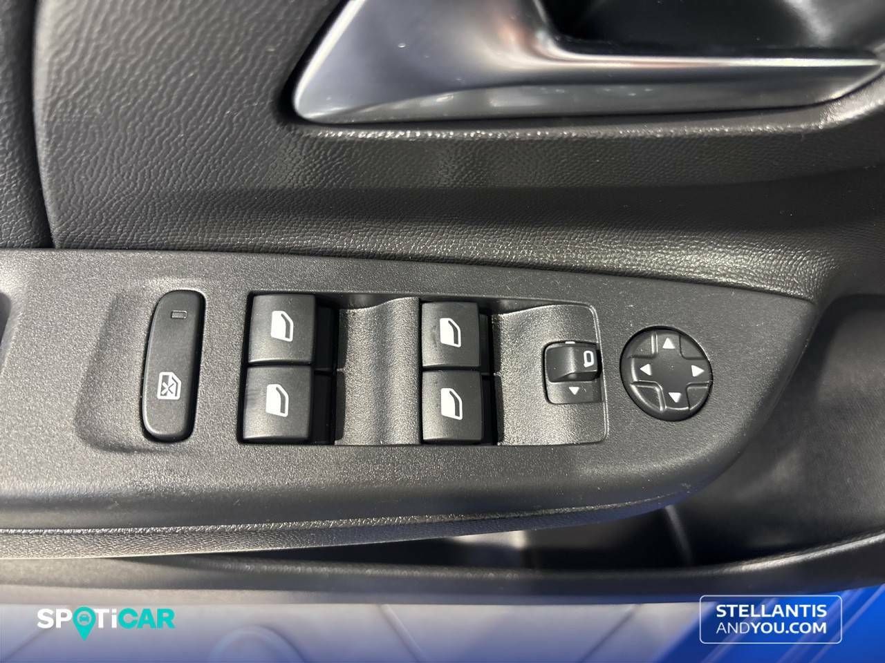 Foto Opel Corsa 12