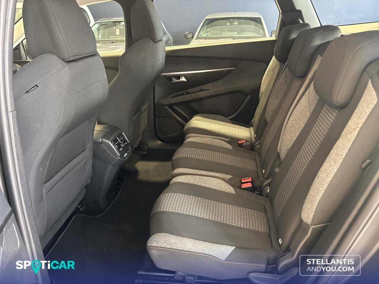 Foto Peugeot 5008 10